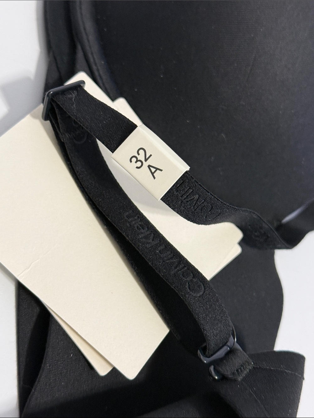 Calvin Klein Underwear Black Smooth T-Shirt Bra - Picture 7 of 10